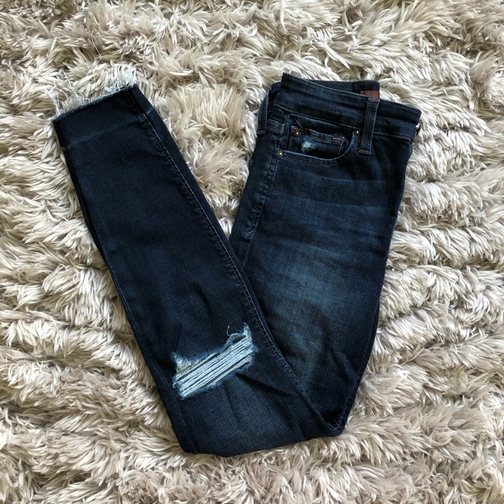 Joe’s Skinny Jeans size 25